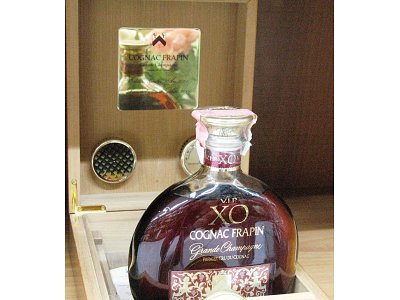 Cognac frapin xo con deumidificatore